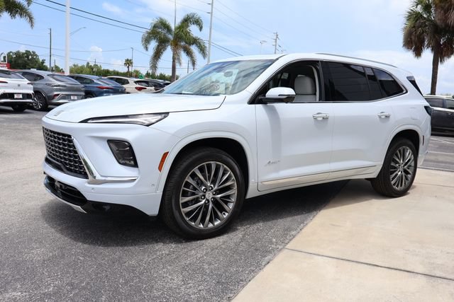 New 2026 Buick Enclave Avenir w/ Super Cruise Package AWD/4WD image 4