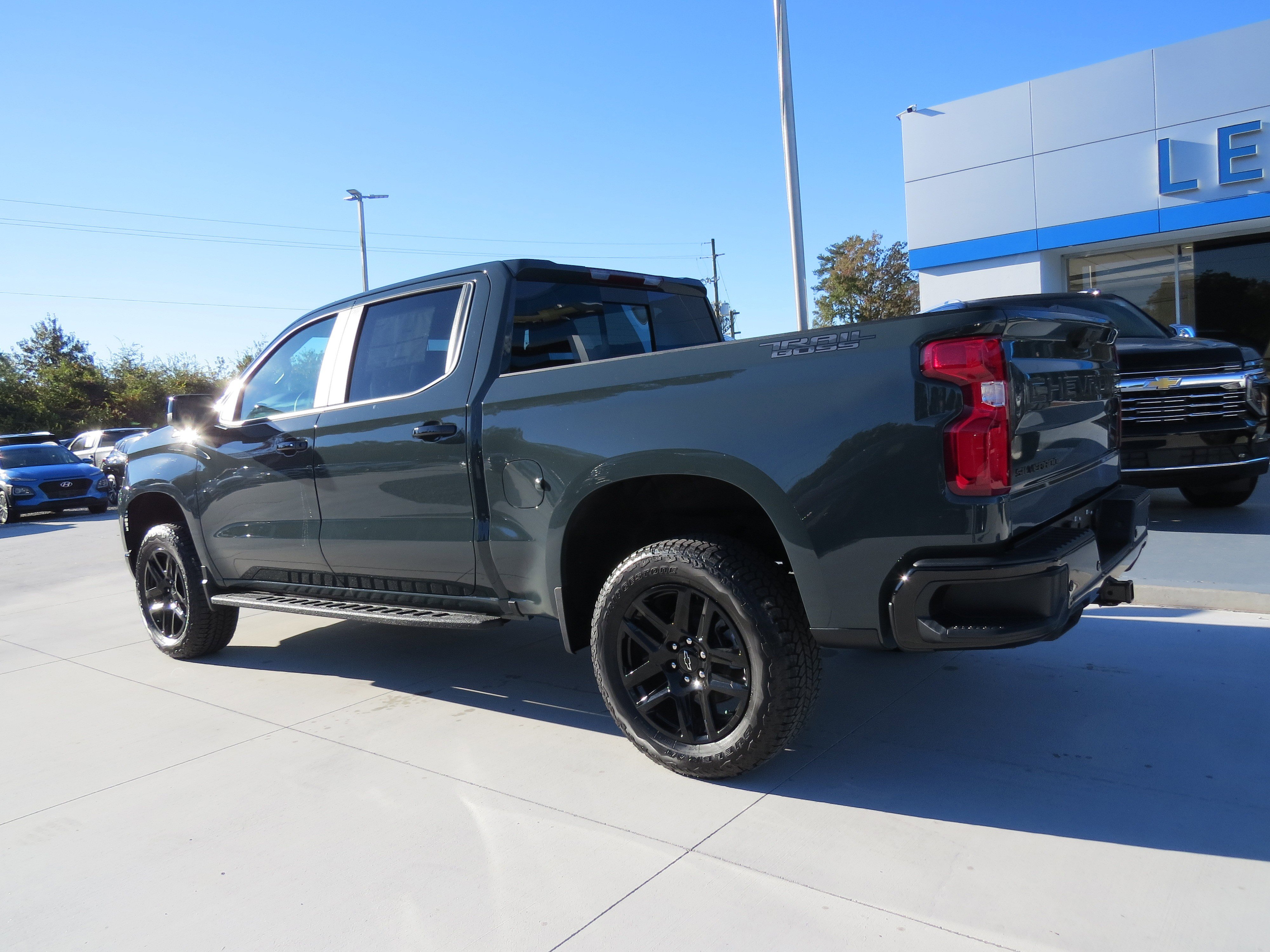 New 2026 Chevrolet Silverado 1500 LT Trail Boss w/ LT Trail Boss Premium Package image 3