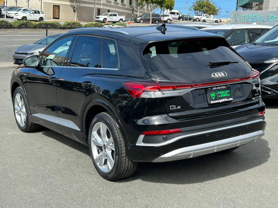Used 2023 Audi Q4 e-tron Prestige w/ 20" Wheel Package image 8