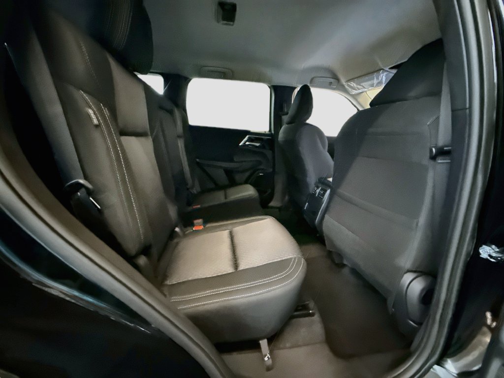 New 2026 Mitsubishi Outlander ES FWD image 28