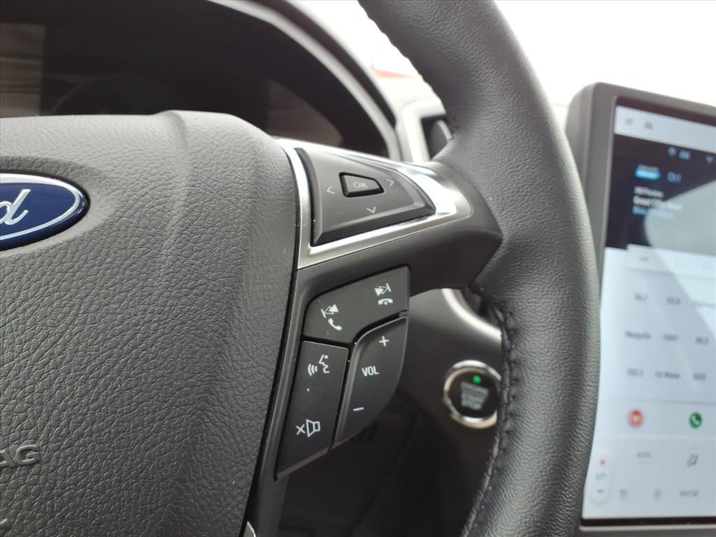 Used 2023 Ford Edge SEL w/ Convenience Package image 18