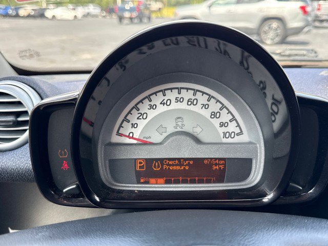 Used 2014 smart fortwo passion RWD image 18