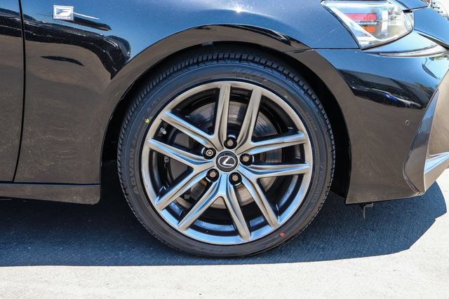 Used 2020 Lexus IS 350 F Sport w/ F Sport Package RWD image 10