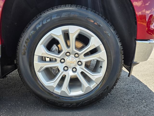 Used 2023 Chevrolet Silverado 1500 LTZ AWD/4WD image 12