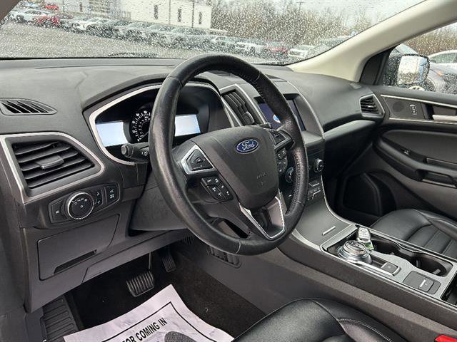 Used 2020 Ford Edge SEL w/ Convenience Package image 13