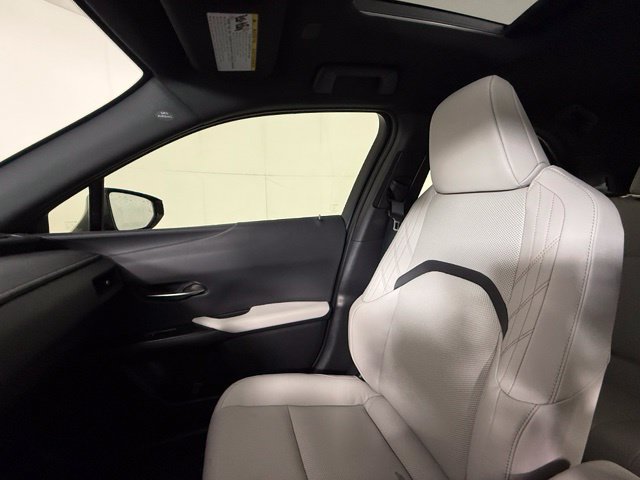 Used 2025 Lexus UX 300h FWD w/ Accessory Package (Z2) image 19