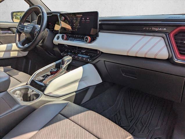 Used 2024 GMC Canyon AT4X AWD/4WD image 19