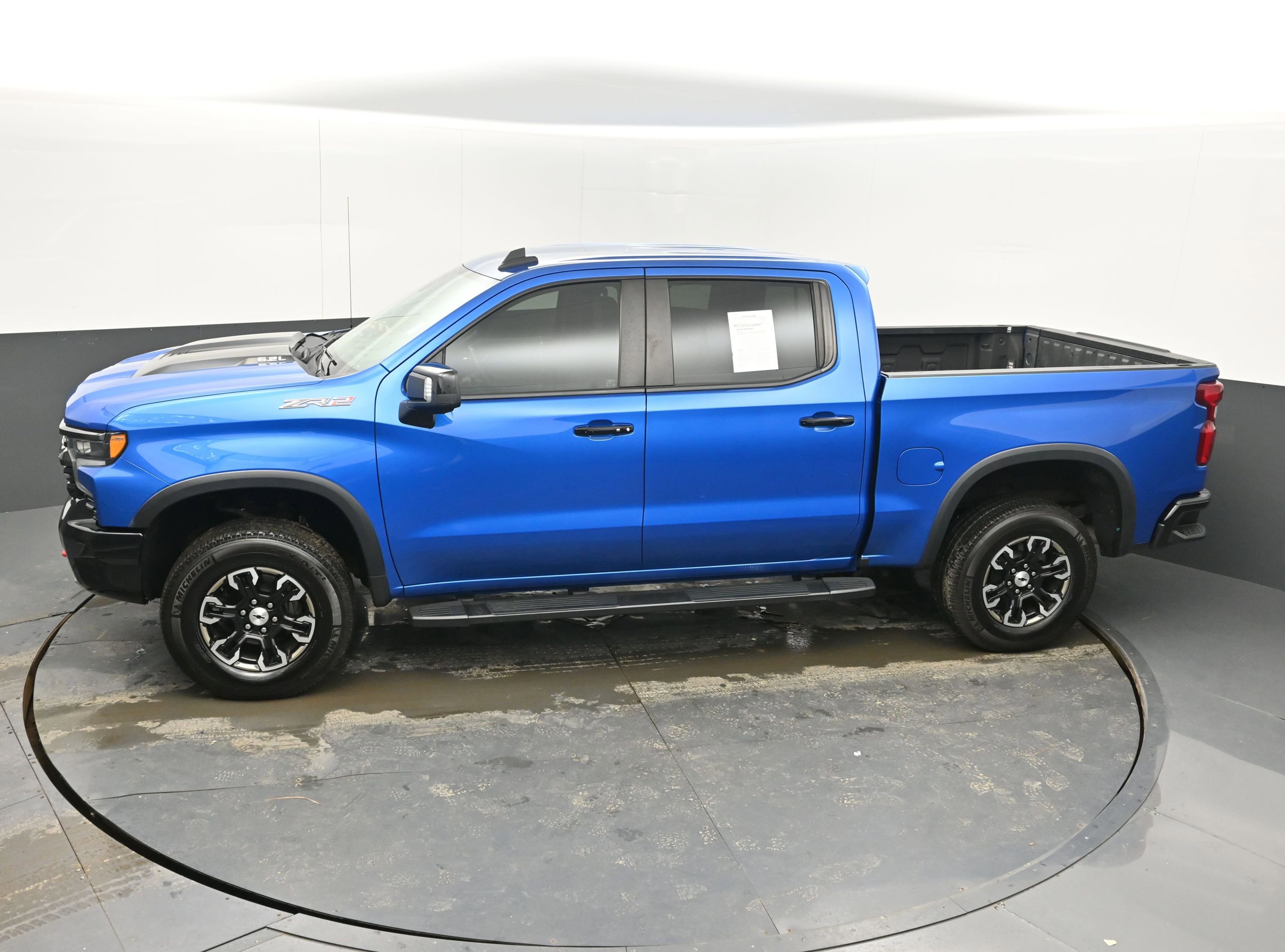 Used 2022 Chevrolet Silverado 1500 ZR2 image 35