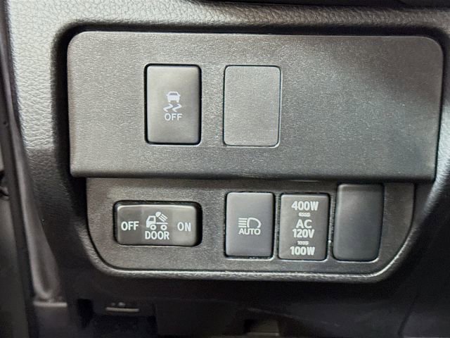 Used 2023 Toyota Tacoma TRD Sport image 10