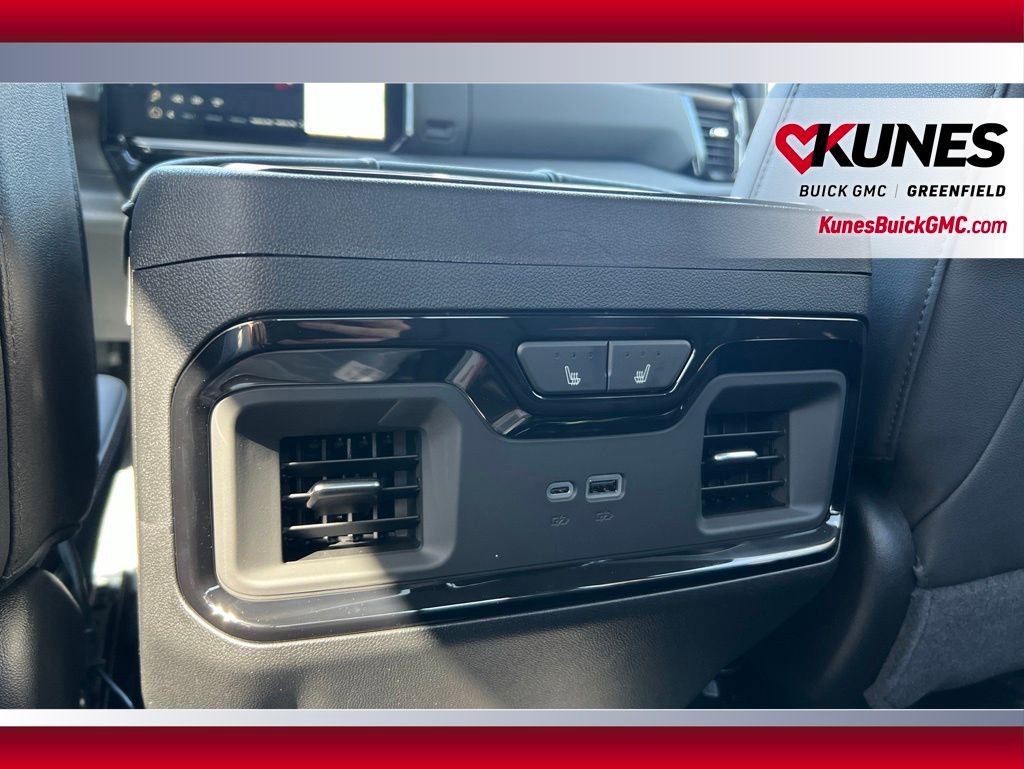 New 2026 GMC Sierra 3500 AT4 w/ AT4 Premium Plus Package AWD/4WD image 34