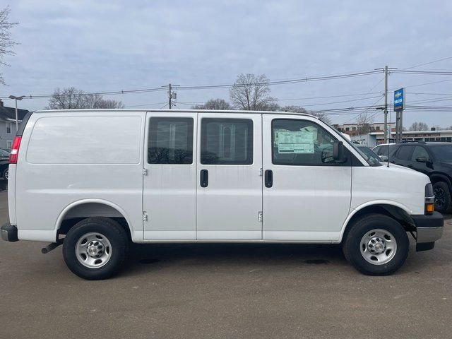 New 2025 Chevrolet Express 2500 w/ Driver Convenience Package image 4