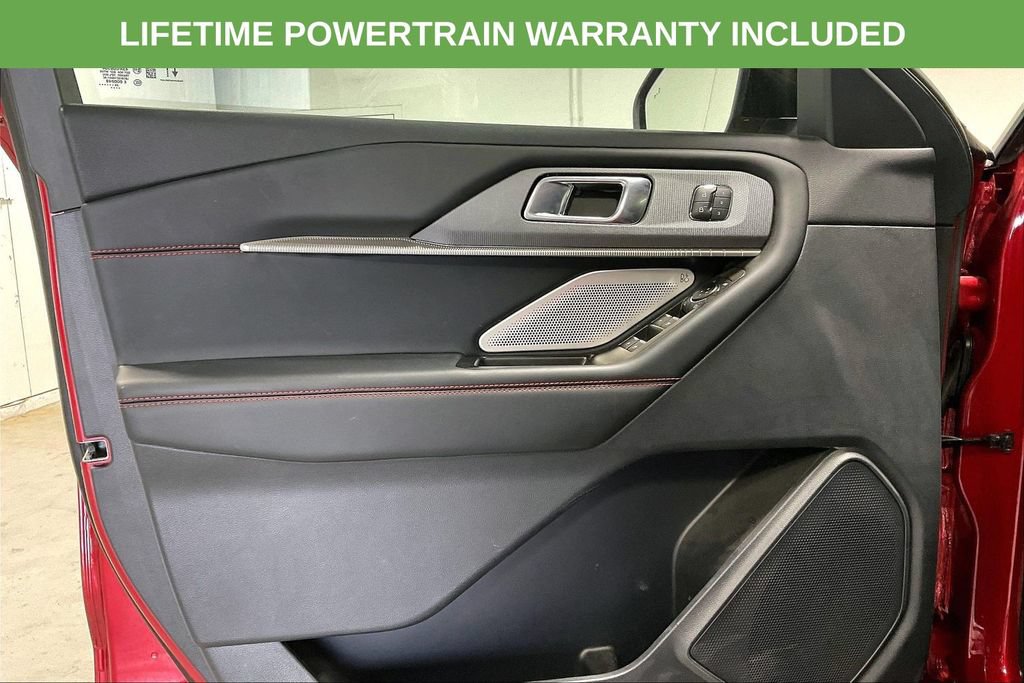 Used 2025 Ford Explorer ST AWD/4WD image 22