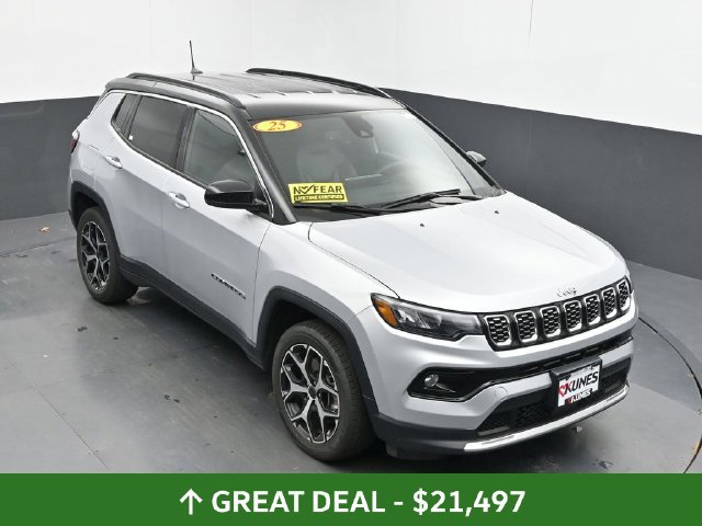 Used 2025 Jeep Compass Limited AWD/4WD image 42