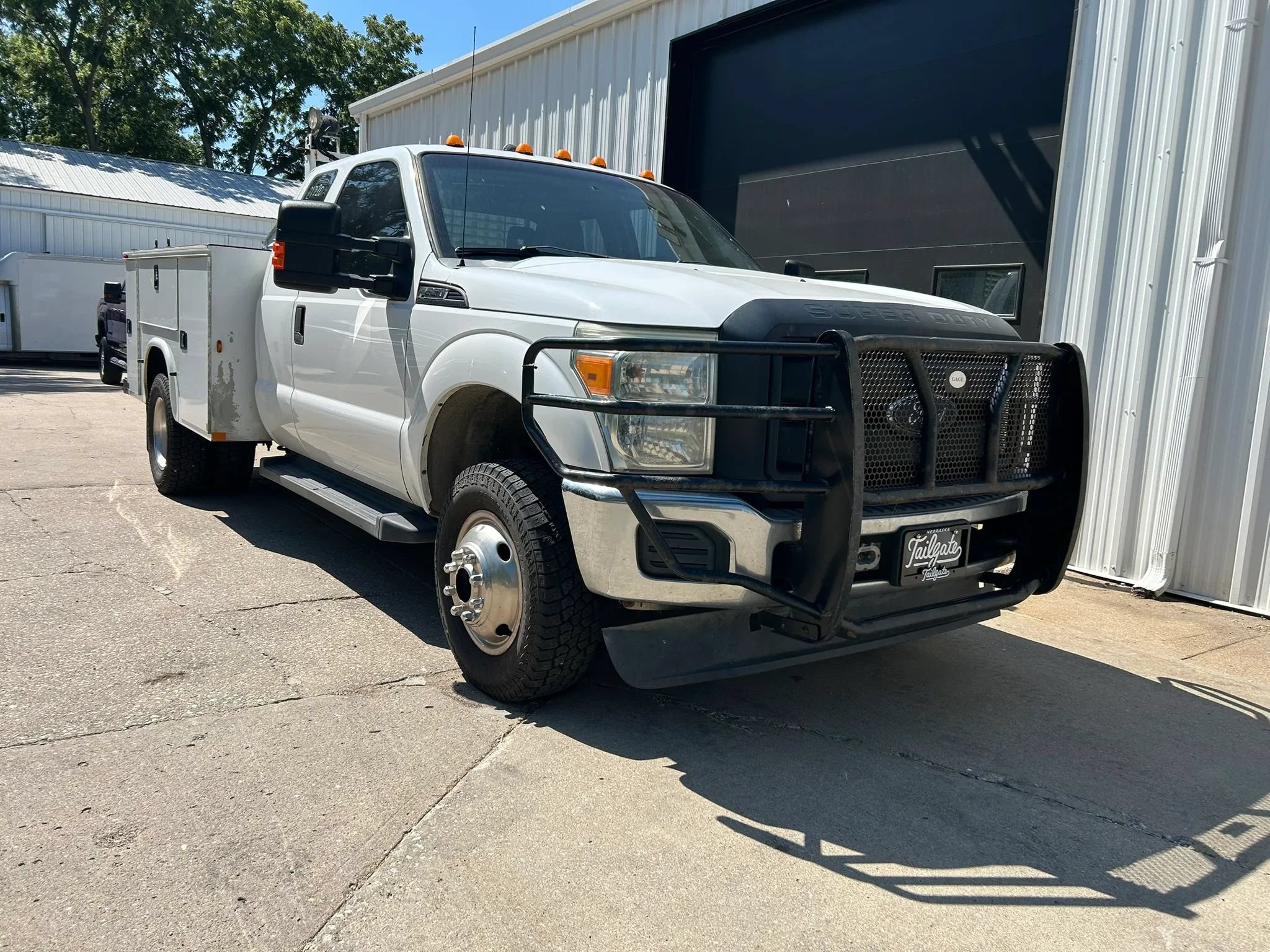 Used 2015 Ford F350 XL w/ Power Equipment Group AWD/4WD image 2