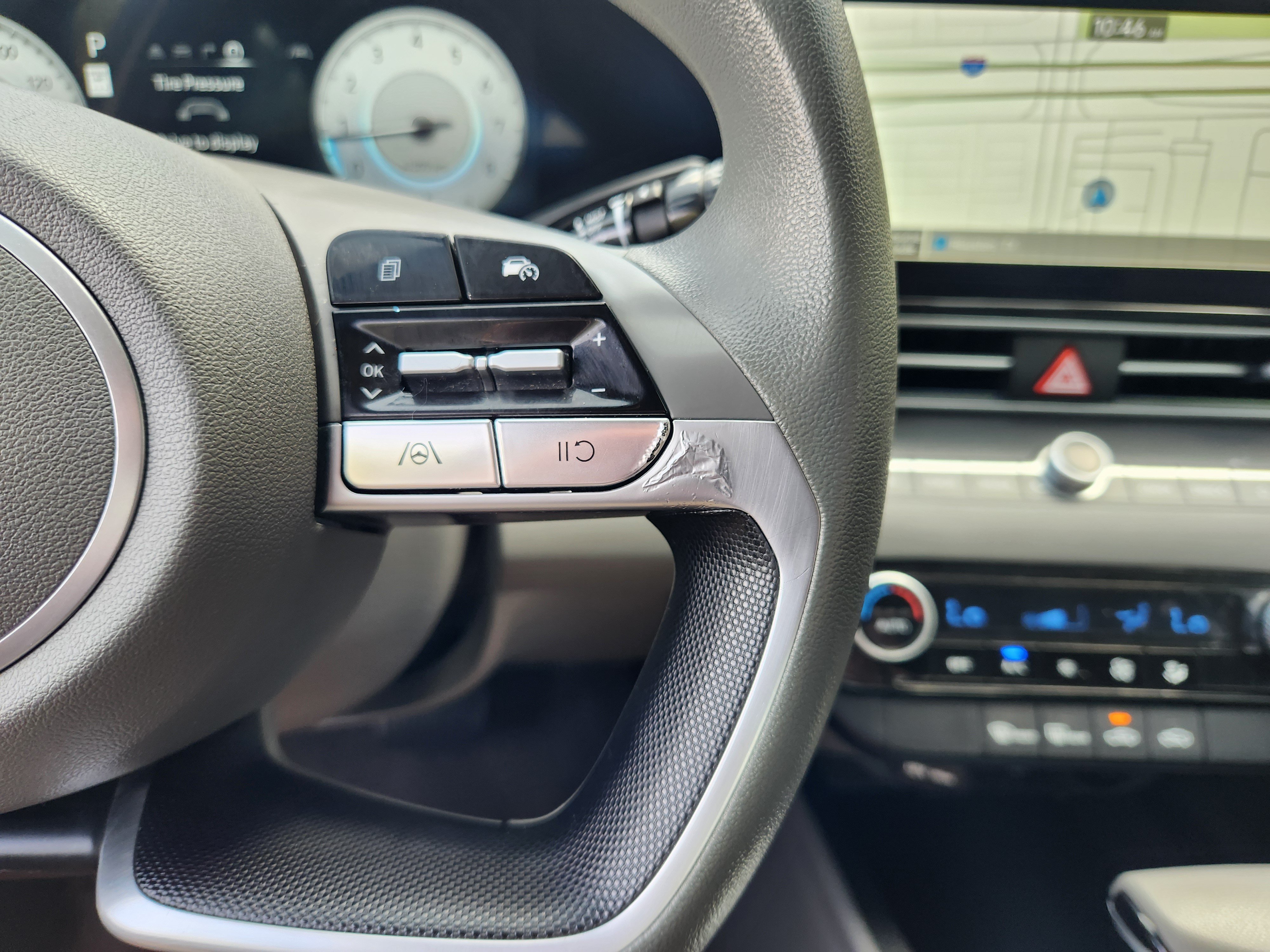 Used 2024 Hyundai Elantra SEL FWD image 29