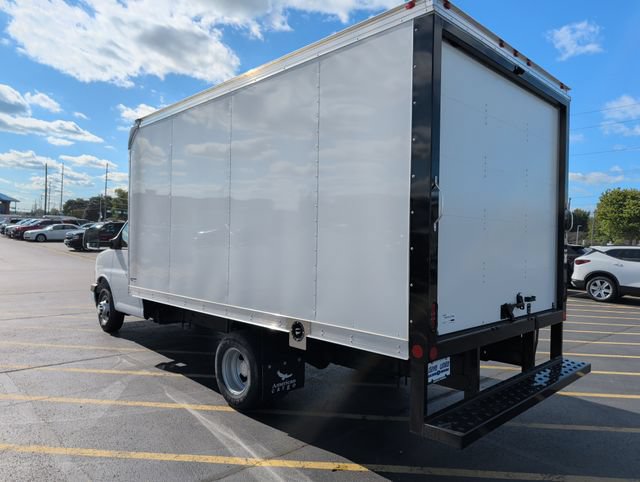 New 2026 Chevrolet Express 3500 w/ Power Convenience Package RWD image 4