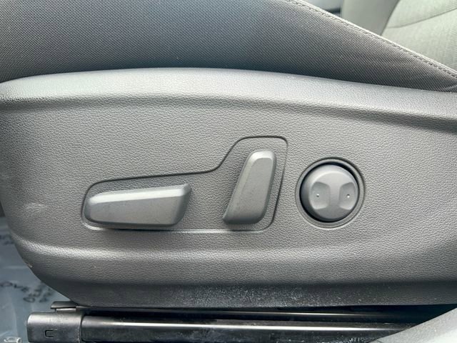 Used 2023 Hyundai Kona SEL image 12