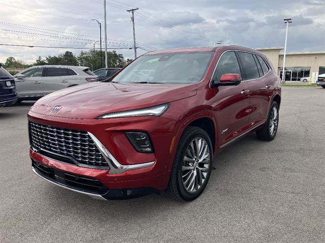 Used 2025 Buick Enclave Avenir w/ Super Cruise Package image 1