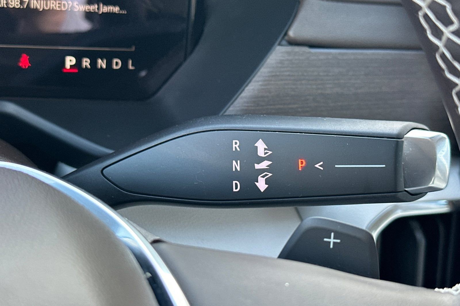 Certified 2025 GMC Acadia Denali w/ Super Cruise Package image 31