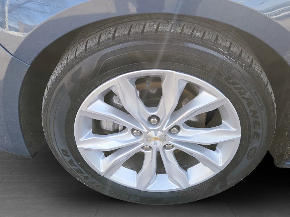 Used 2024 Chevrolet Malibu LT image 35