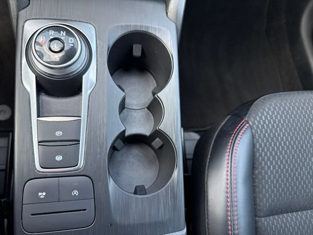 Used 2025 Ford Escape ST-Line FWD image 19
