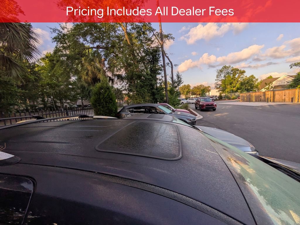 Certified 2025 Toyota Sienna Platinum AWD/4WD image 11