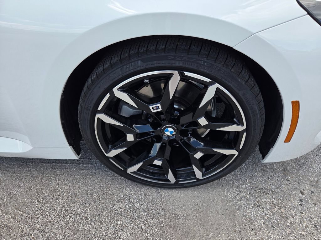 Used 2025 BMW 230i Coupe w/ M Sport Package RWD image 18