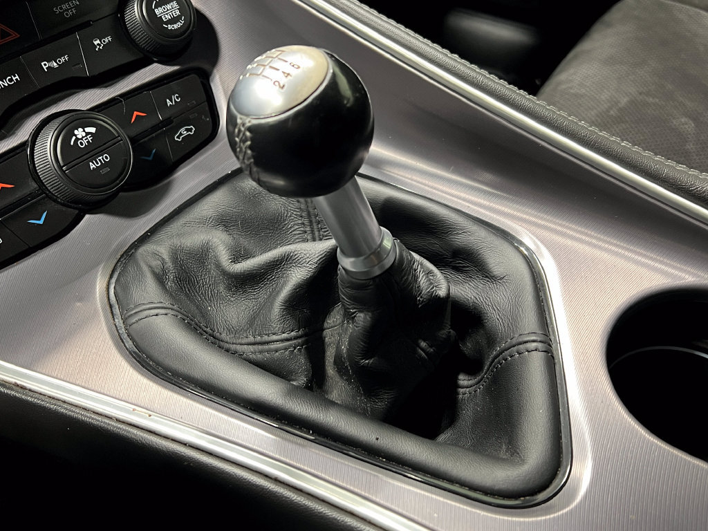 Used 2019 Dodge Challenger R/T Scat Pack w/ Plus Package RWD image 31