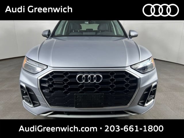 Used 2023 Audi Q5 2.0T Premium Plus w/ Premium Plus Package AWD/4WD image 2