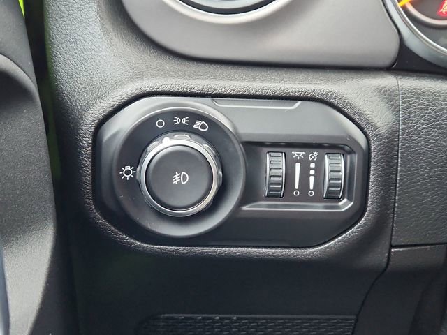 Used 2021 Jeep Wrangler Sport image 36