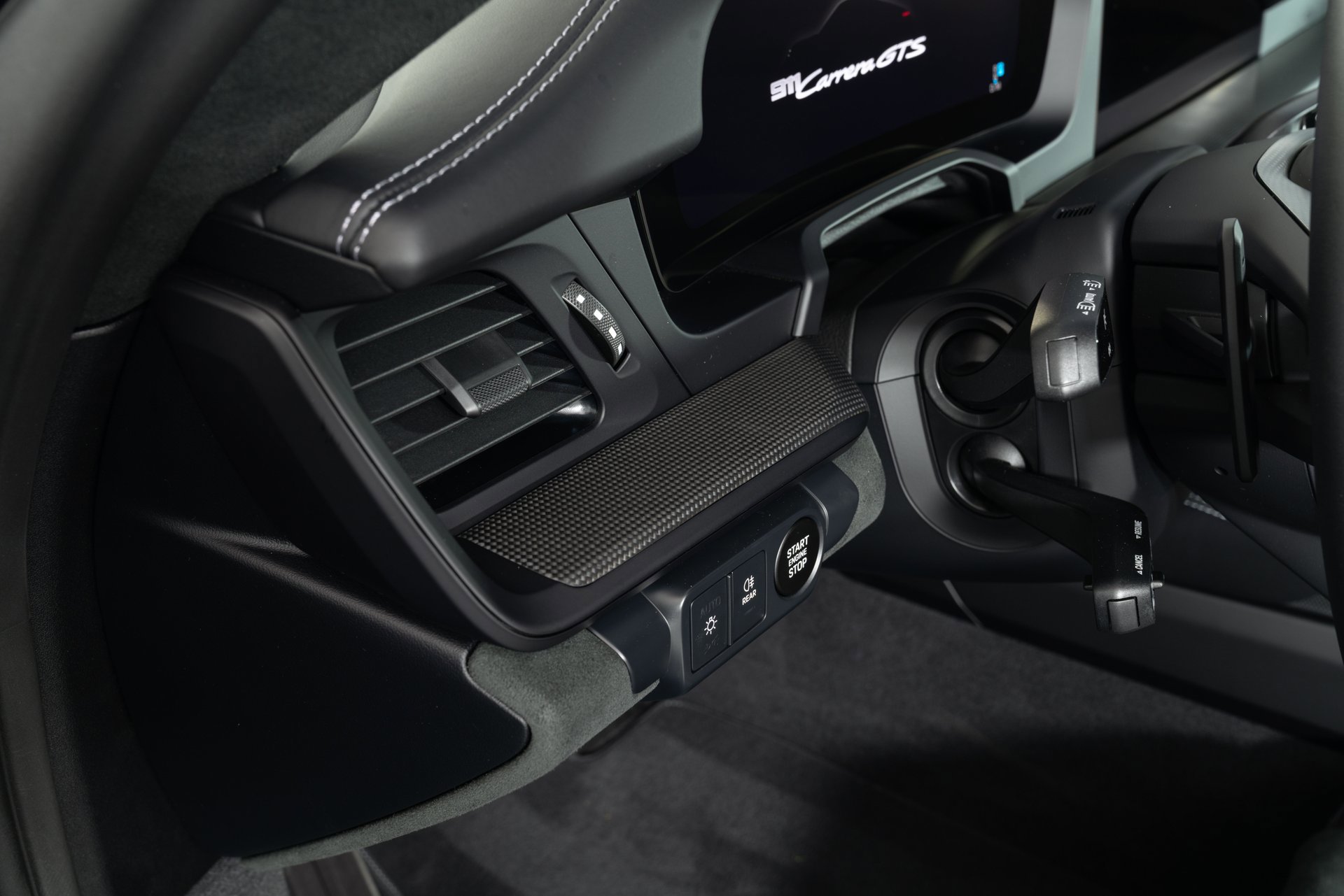 Used 2025 Porsche 911 Carrera GTS image 21