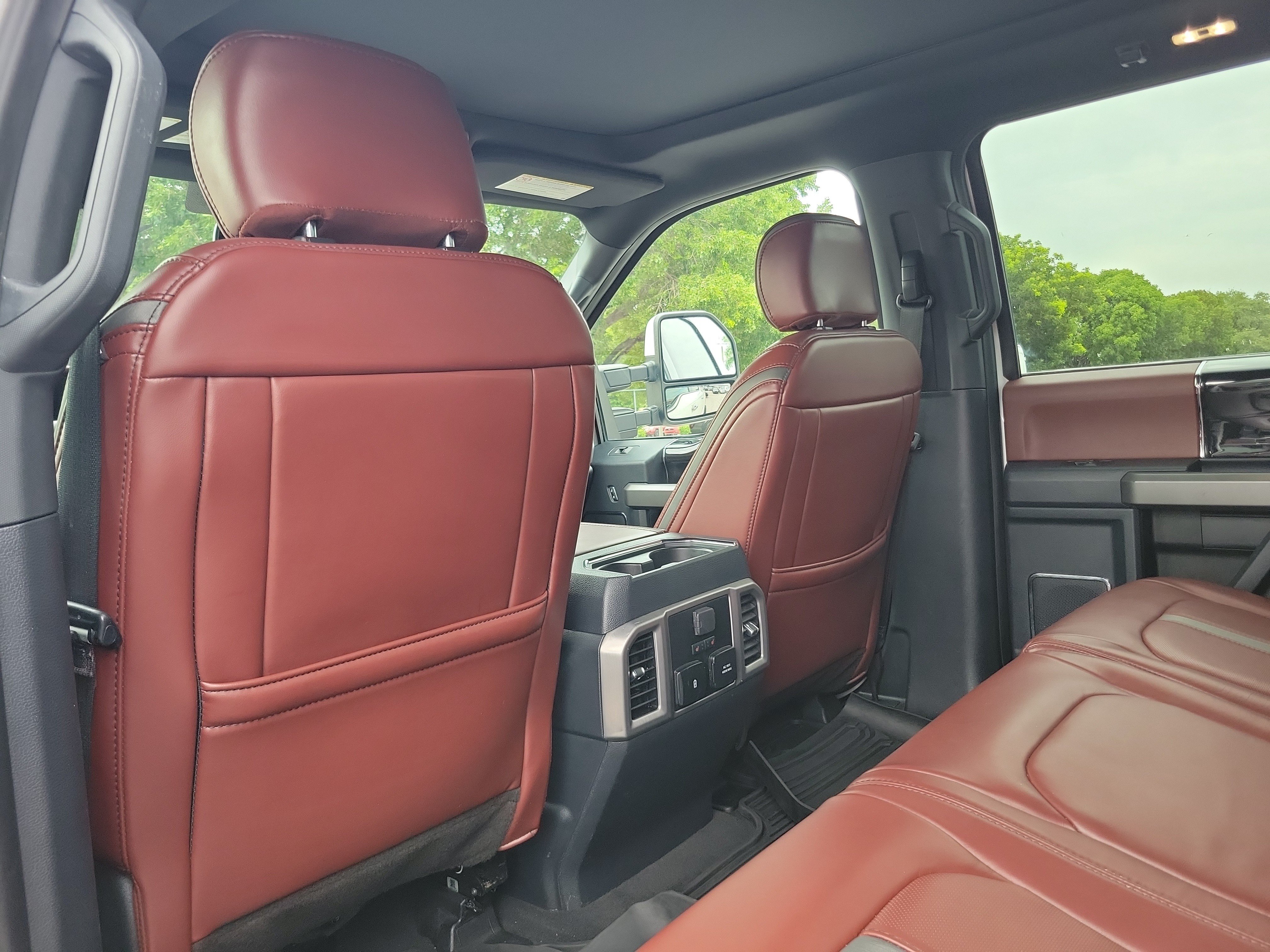 Used 2022 Ford F350 Platinum AWD/4WD image 15