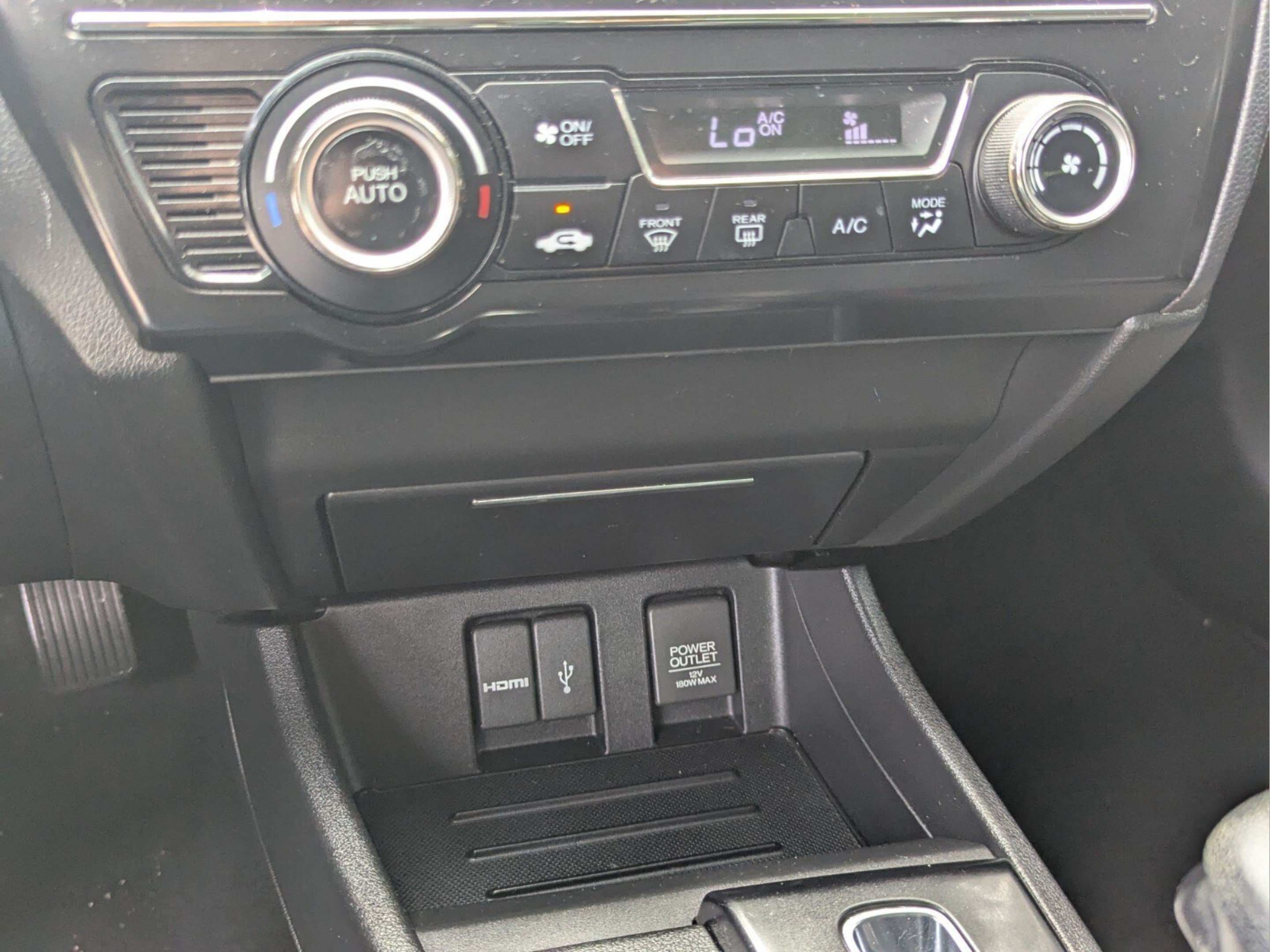 Used 2015 Honda Civic SE image 25