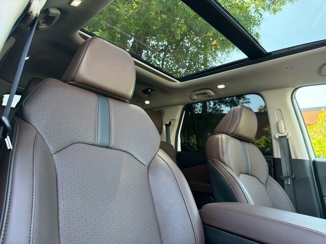 Used 2025 Honda Pilot Elite image 21