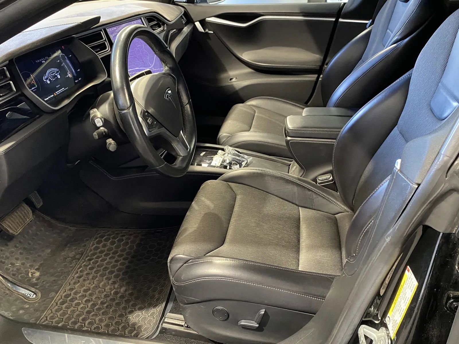 Used 2017 Tesla Model S 75 RWD image 9