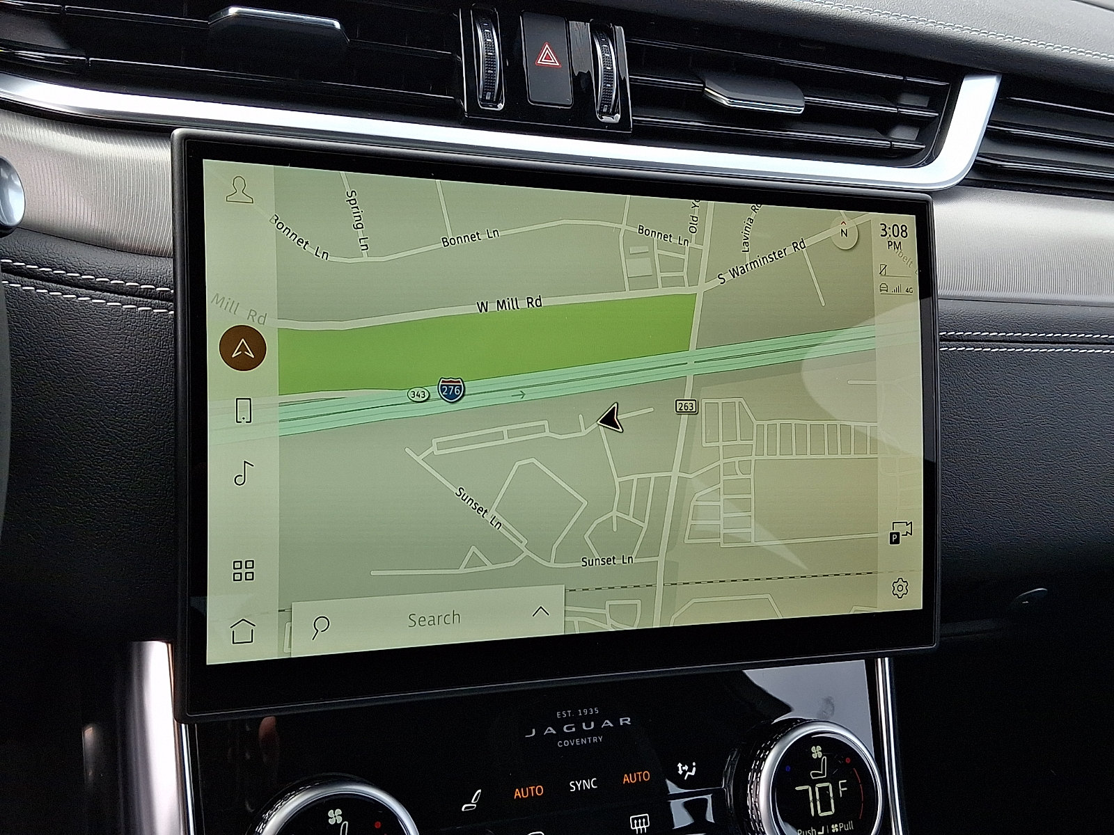 New 2024 Jaguar XF R-Dynamic SE AWD/4WD image 13
