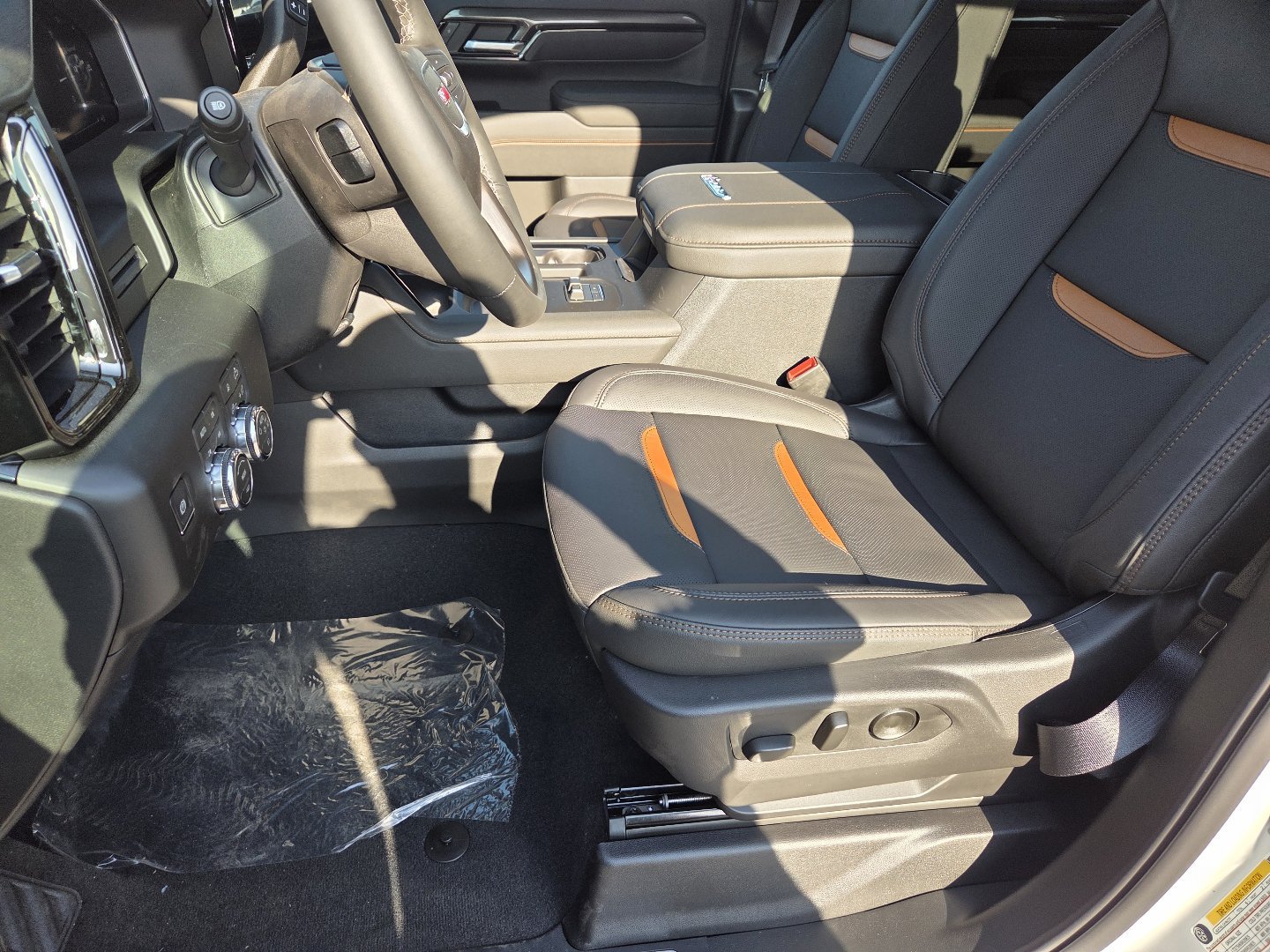 New 2026 GMC Sierra 2500 AT4 AWD/4WD image 27