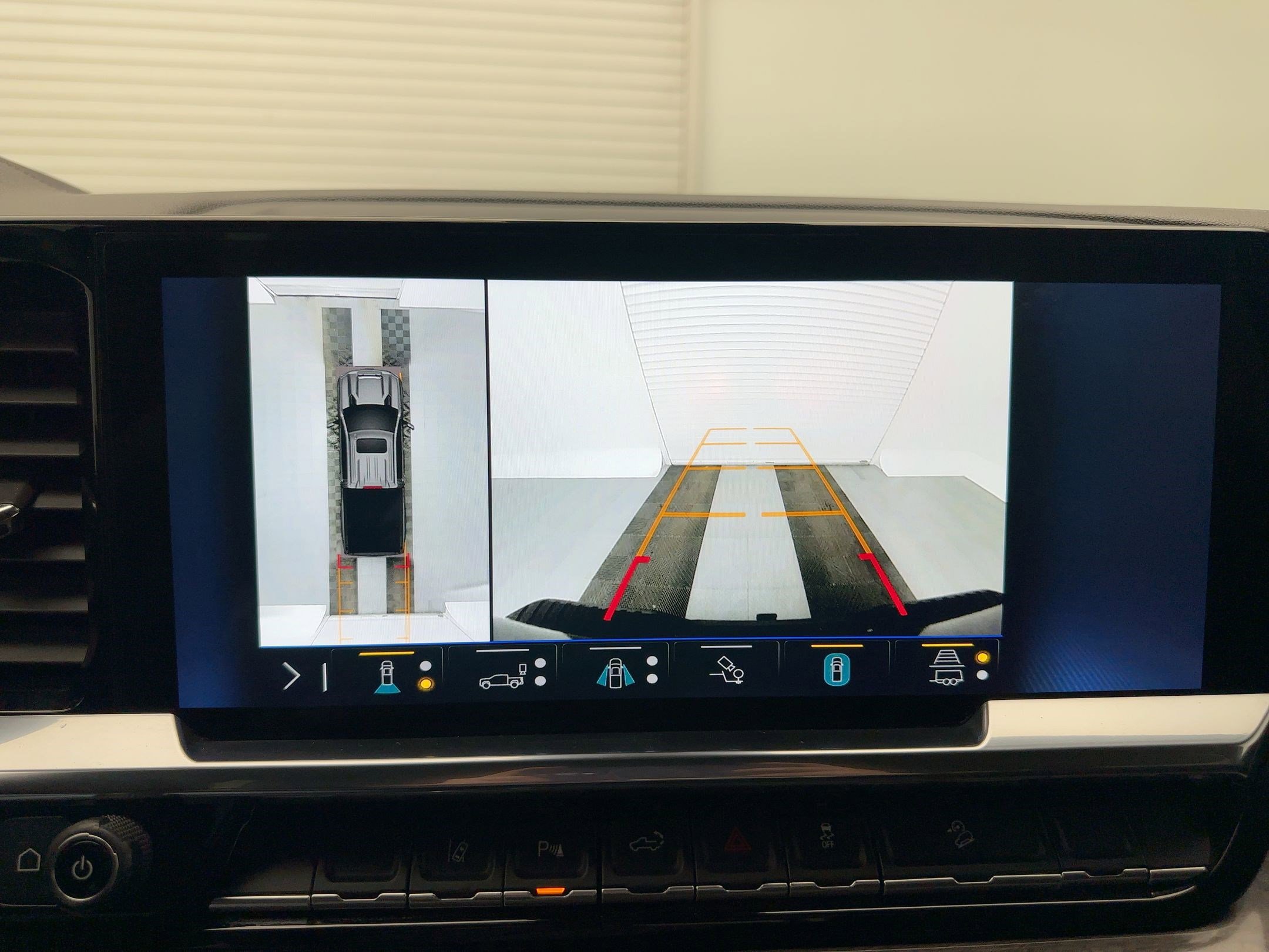 Used 2024 Chevrolet Silverado 3500 LTZ w/ LTZ Plus Package image 24