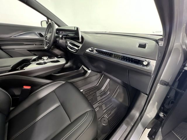 Certified 2024 Cadillac Lyriq Tech w/ Driver Assist Package RWD image 29