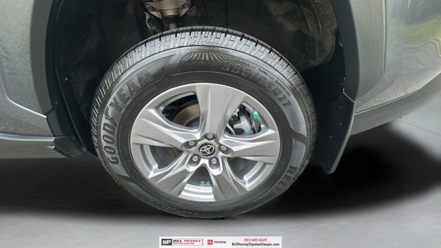 Used 2024 Toyota RAV4 LE image 18