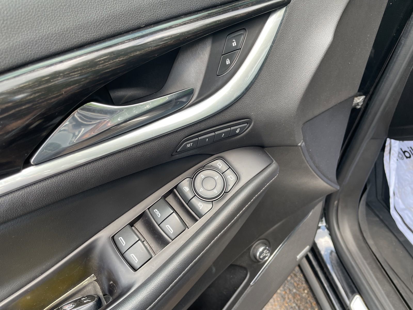 Used 2020 Buick Enclave Avenir w/ Avenir Technology Package image 13