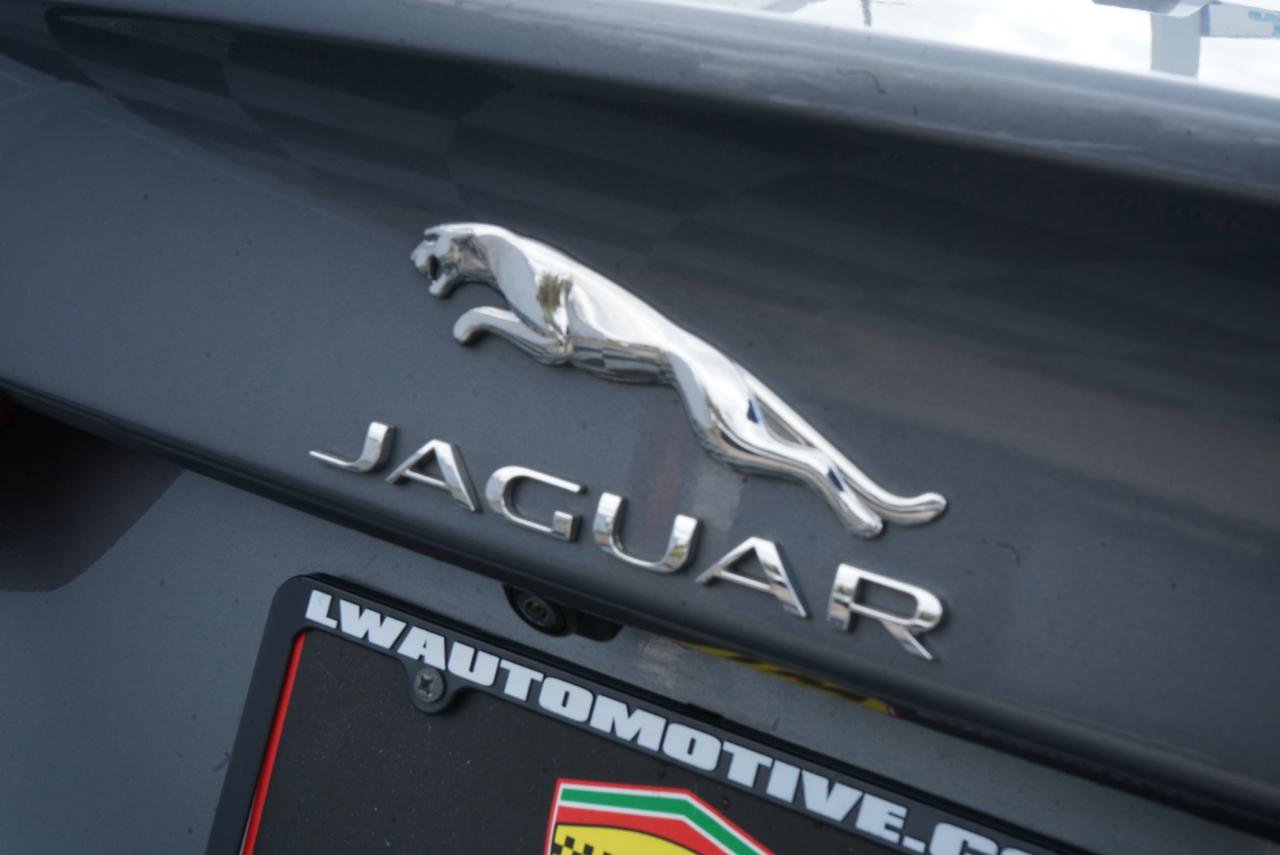 Used 2018 Jaguar XE Prestige AWD/4WD image 90