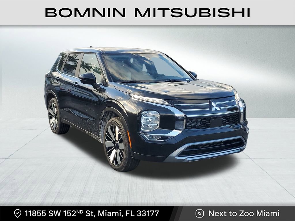 New 2026 Mitsubishi Outlander SE image 1