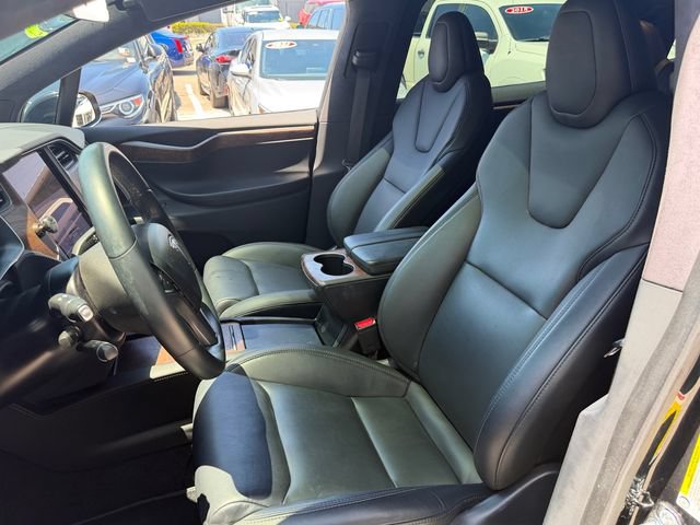 Used 2020 Tesla Model X Long Range AWD/4WD image 10