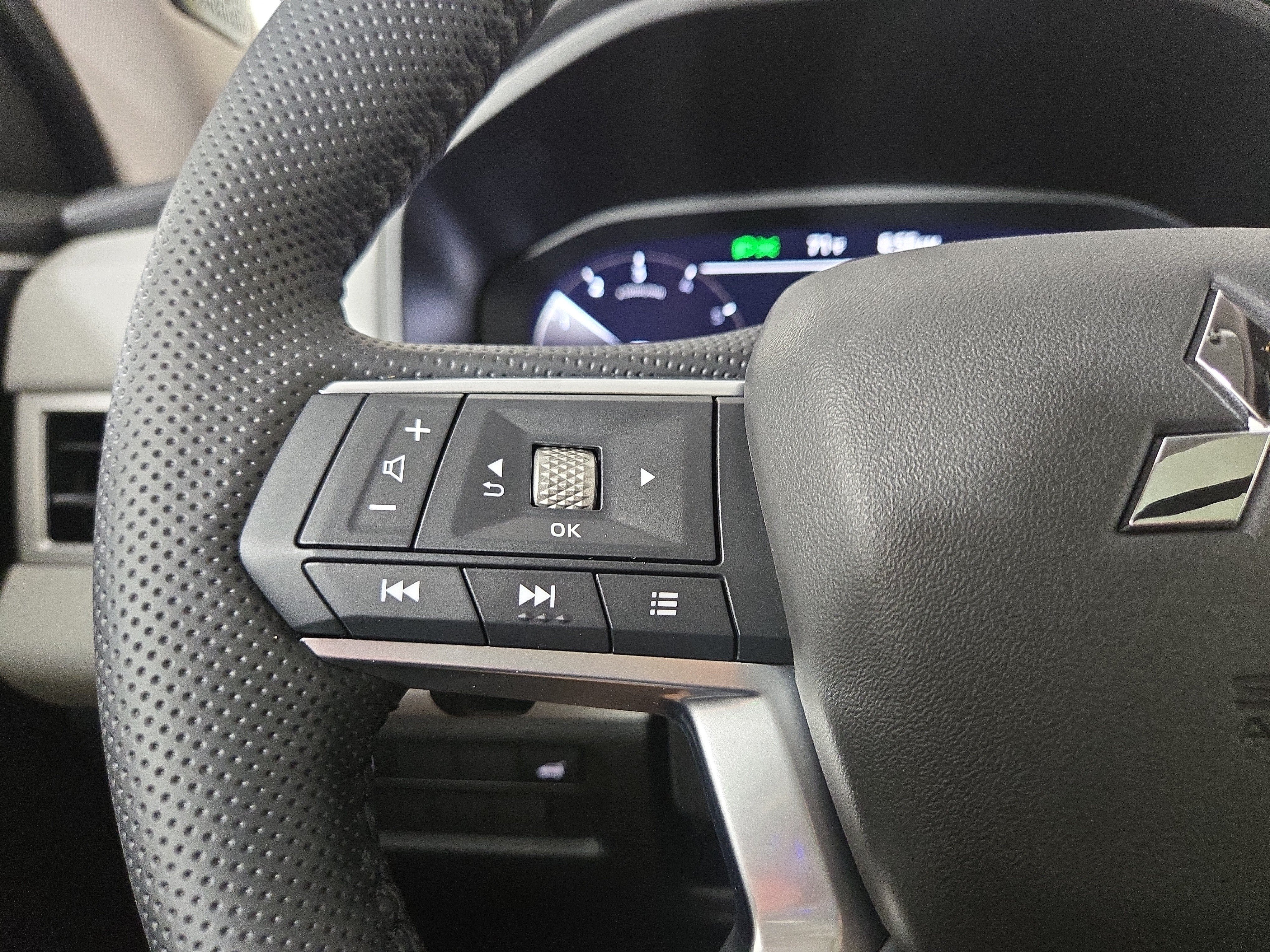 New 2026 Mitsubishi Outlander SE AWD/4WD image 15