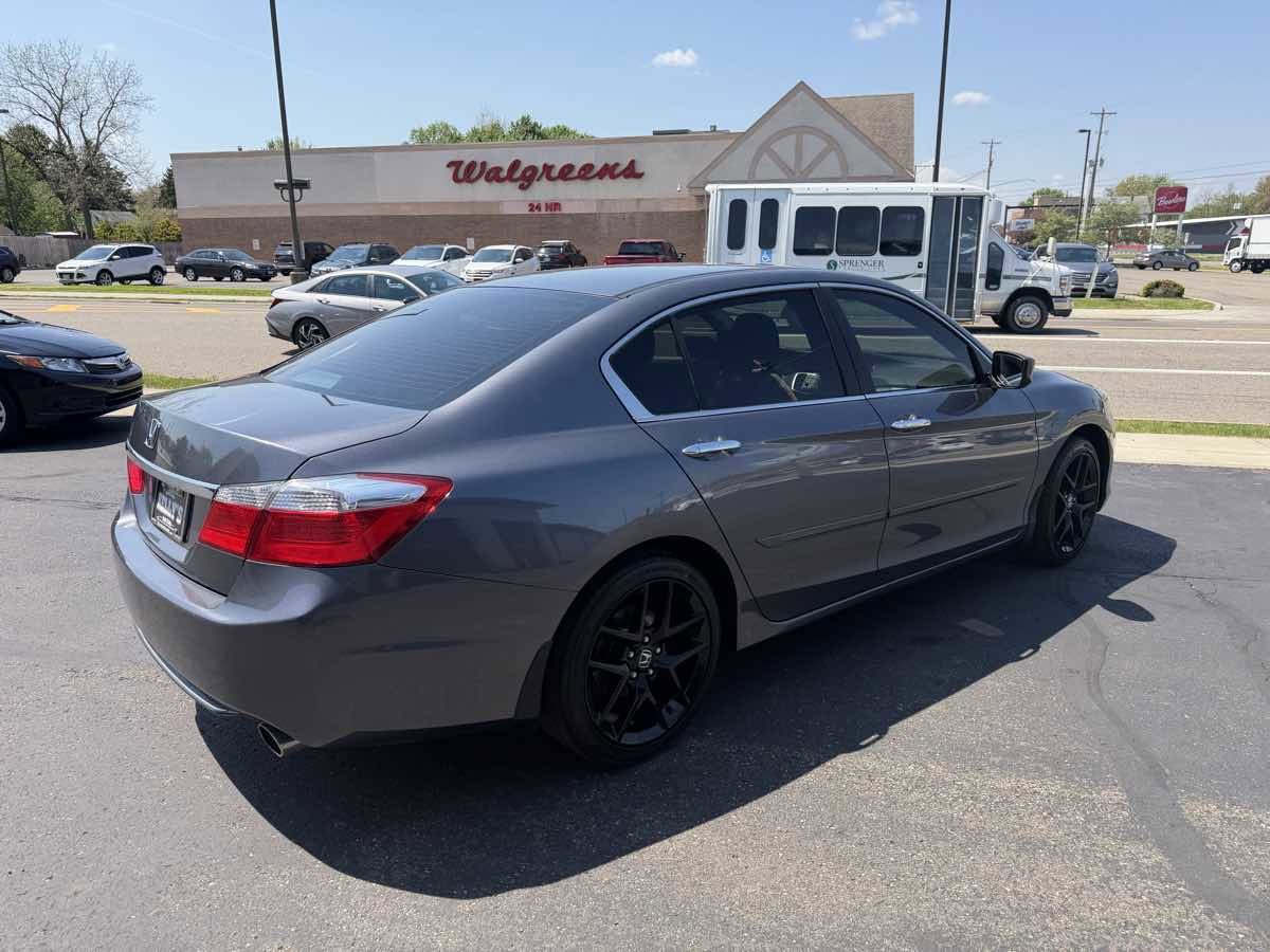 Used 2015 Honda Accord LX image 6