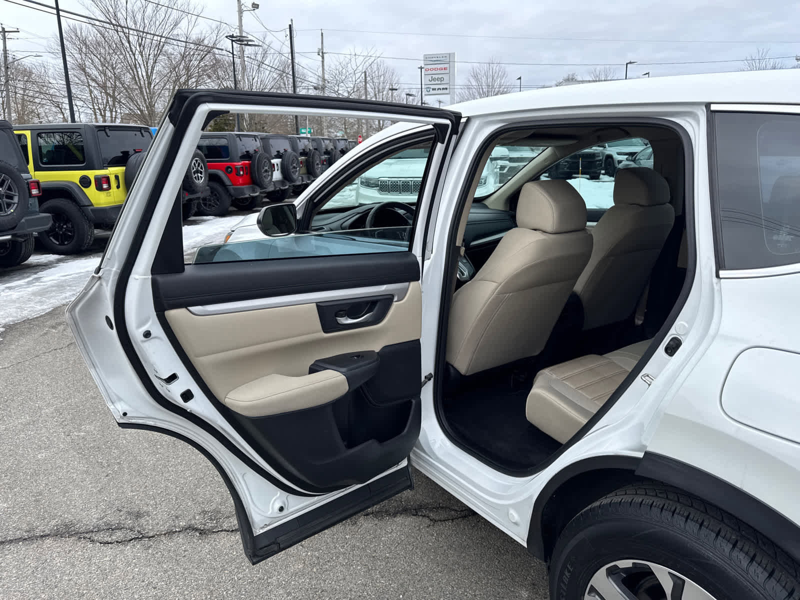 Used 2019 Honda CR-V LX image 30