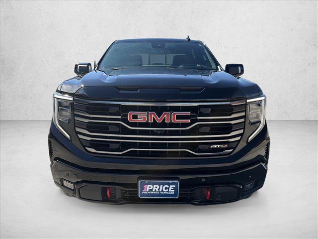 Used 2025 GMC Sierra 1500 AT4 w/ AT4 Premium Package AWD/4WD image 9