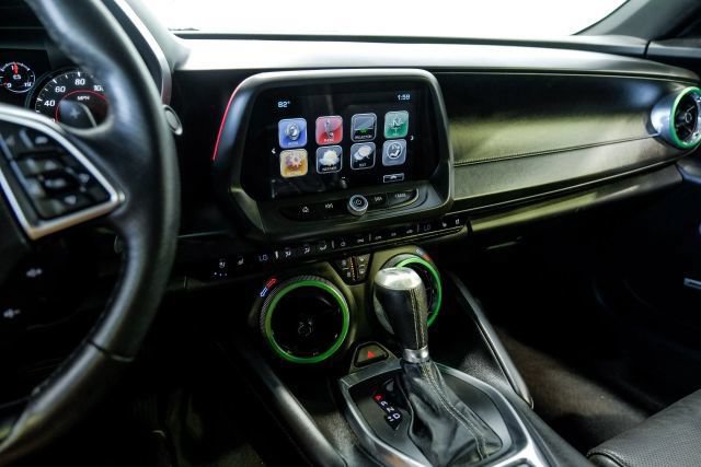 Used 2017 Chevrolet Camaro LT RWD image 31
