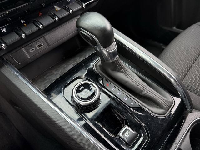 Used 2023 GMC Canyon Elevation image 20